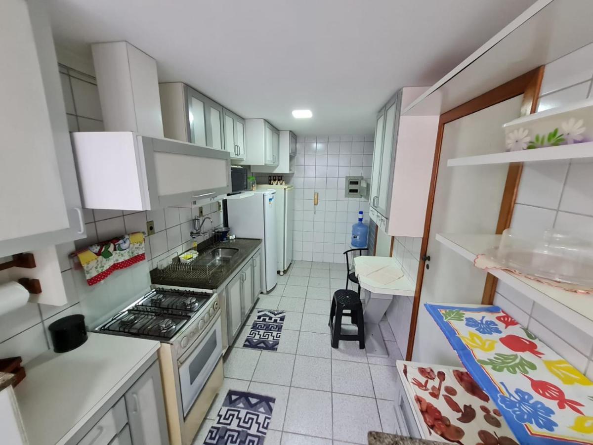 Apt Encantador Centro Guarapari, Completo, 50 M Da Praia Kültér fotó