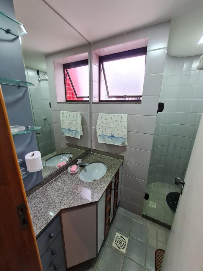 Apt Encantador Centro Guarapari, Completo, 50 M Da Praia Kültér fotó